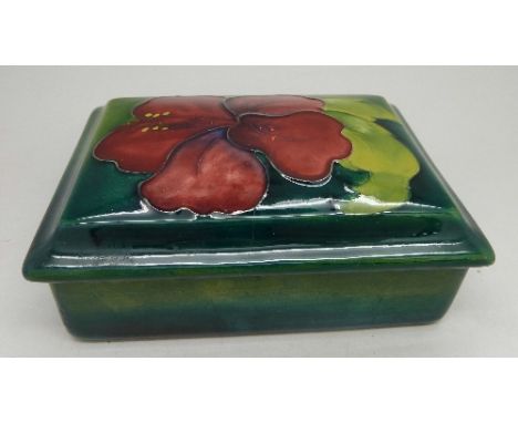 A Moorcroft trinket box, lid a/f, length 12cm
