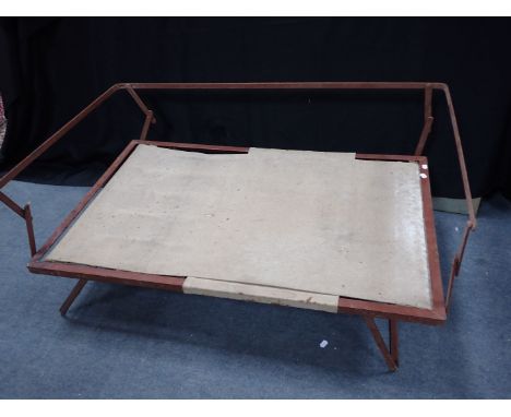 A MILITARY STYLE FOLDING BED OR SOFA 68 x 107cm