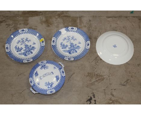 A J &amp; G Meakin pagoda patterned tureen and three plates, a Thomas Hughes &amp; Son unicorn tureen and cover, a similar Al