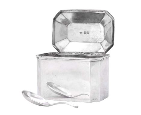 An Edward VII Silver Tea-Caddy and Caddy-Spoon,  by Goldsmiths and Silversmiths Co. Ltd., London, 1909 the tea-caddy oblong a