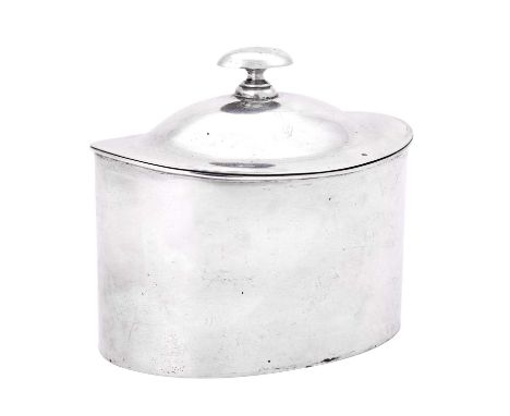 An Edward VII Silver Tea-Caddy,  by William Comyns, London, 1904 plain oval, the hinged cover with silver disc finial11cm wid