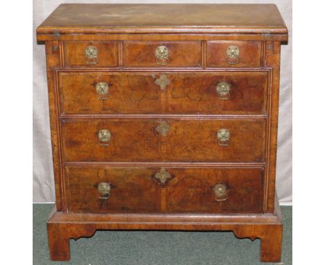A fine 18th century George II walnut bachelor chest of drawers with fold over top of three long and three short drawers with 