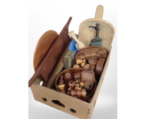 A group of 20th century treen including Scandinavian shallow bread board, rolling pin, teak lazy Susan, pine scoop, etc 