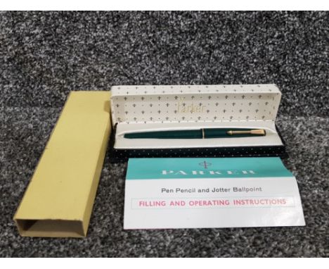 Vintage parker 17 fountain pen complete with original box and outer sleeve