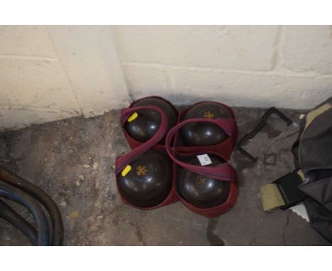 Set of lawn bowls