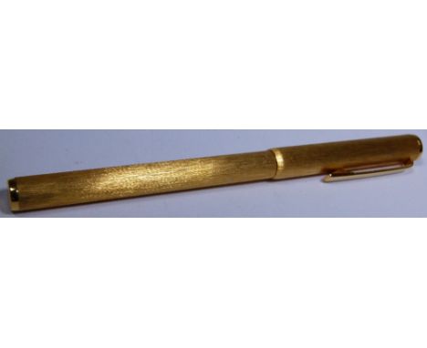 Alfred Dunhill 18 ct gold plated fiber point pen