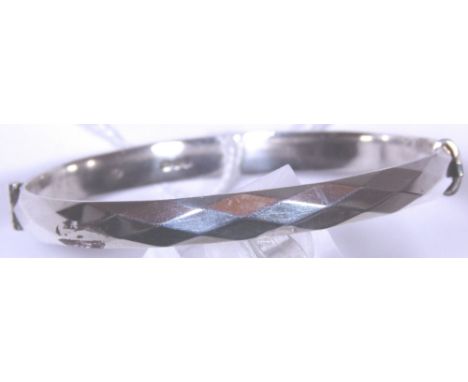 Sterling silver vintage 1964 faceted solid bangle