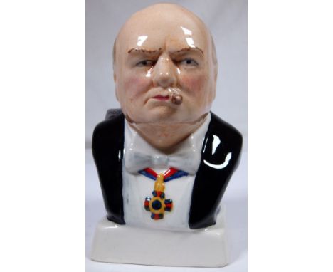 Winston Churchill ceramic bust, H: 10 cm