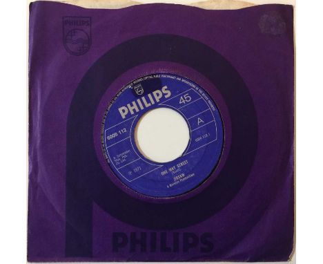Up for auction here we have this wonderful soul/ mod 7" rarity. Jigsaw - One Way Street/ Confucious Confusion (6006 112, 1971