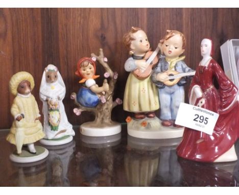 TWO GOEBEL FIGURES TOGETHER WITH THREE FRANKLIN PORCELAIN FIGURES (5)