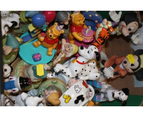 A COLLECTION OF DISNEY RELATED CERAMIC FIGURES, COLLECTORS PLATES ETC