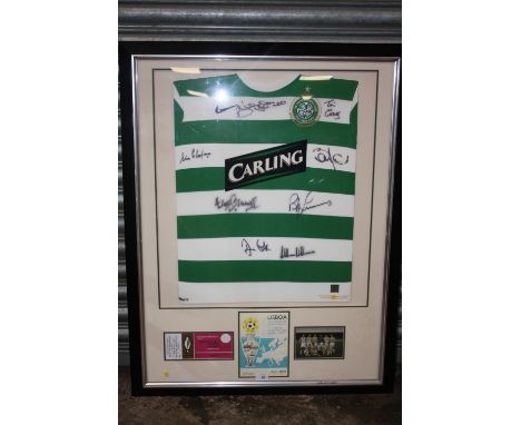 A FRAMED AND GLAZED SIGNED CELTIC FOOTBALL CLUB FOOTBALL SHIRT 