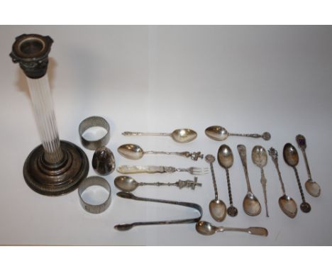 A BAG OF COLLECTABLES TO INCLUDE PEWTER NAPKIN RINGS, CANDLESTICK ETC.