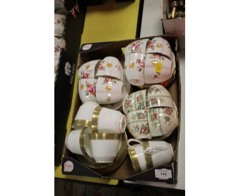 A TRAY OF CUPS AND SAUCERS COMPRISING OF ROYAL CROWN DERBY, ROYAL DOULTON AND CROWN DUCAL