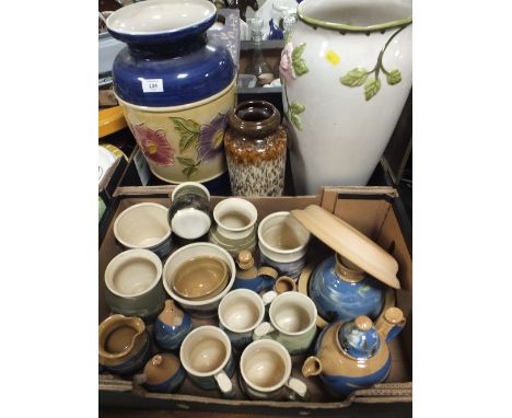 A TRAY OF BOSCASTLE POTTERY TOGETHER WITH THREE LARGE CERAMIC VASES