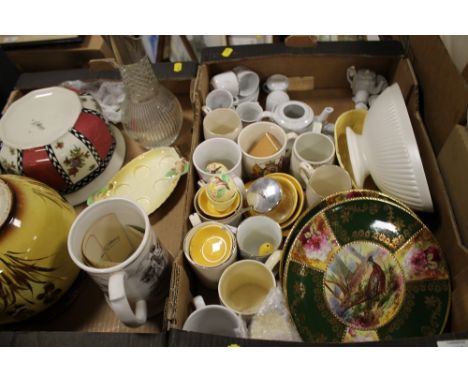 TWO TRAYS OF ASSORTED CERAMICS TO INCLUDE ROYAL DOULTON, CHILDS TEA SET CARLTONWARE, A PAIR OF HAND PAINTED CABINET PLATES SI