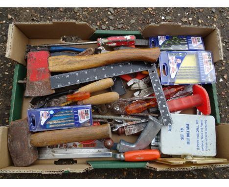 Tray of tools to include screwdrivers, drill bits and axe etc&nbsp;