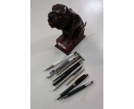 Cast metal novelty 'Bulldog Bank', plated liqueur pourers,  a silver hinged bangle stamped 925, a swizzle stick and a small s