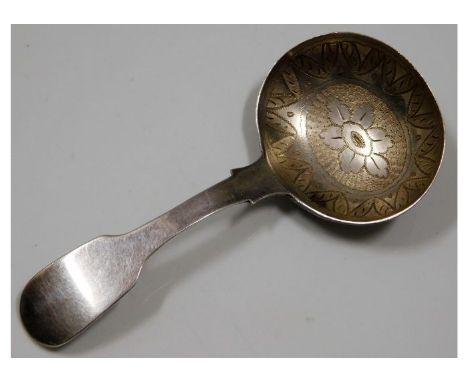 An 1835 William IV London silver caddy spoon by William Schofield approx. 13.9g. Provenance: Originally from Treworgey Manor 