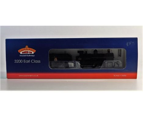 A boxed 00 gauge Bachmann model train: BM-31-088 3200 Earl Class 9028