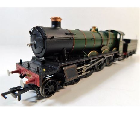 A 00 gauge 30-525 loco Bachmann model train &amp; tender unboxed with poly tray
