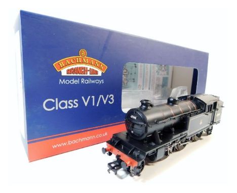 A boxed 00 gauge Bachmann model train: BM 31-615 Class V3 tank 67690 BR lined, early black emblem