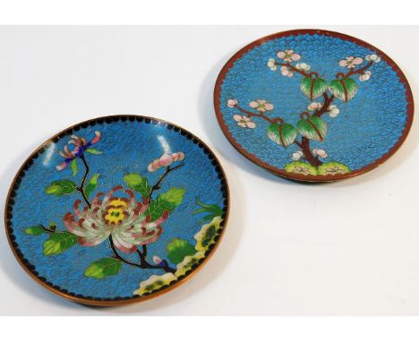 A pair of Chinese cloisonné enamel dishes decorated with flowers &amp; fauna 4.5in diameter