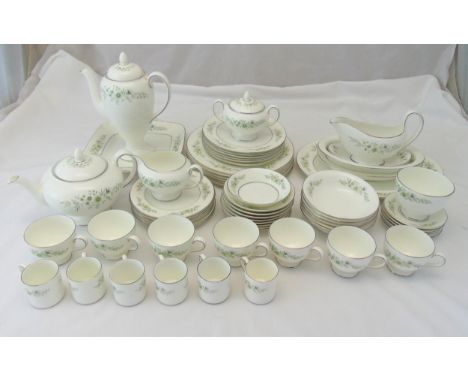 Wedgwood Westbury pattern dinner, tea and coffee service for six place settings to include plates, bowls, cups, saucers, coff