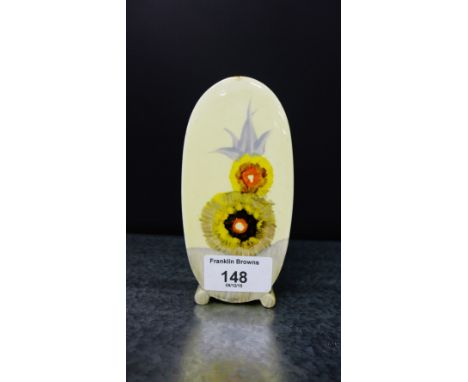 Clarice Cliff Rodanthe pattern Bon Jour sugar castor with honey glaze and printed backstamps, 13cm high