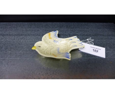 Clarice Cliff dish in the form of a bird, printed backstamp and shape No. 876, 13cm long