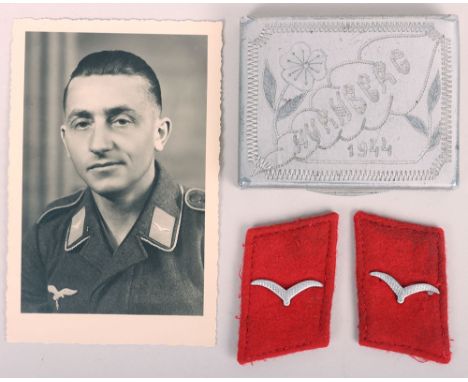 WW2 German Luftwaffe Flak Section Tunic Collars: A match pair of red Flak collar badges with metal wings, photo post card and