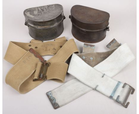 WW1 1918 British Army D-shape Mess Tin: Metal mess tin with carry handle base stamped with maker C & M 1918, one other but no