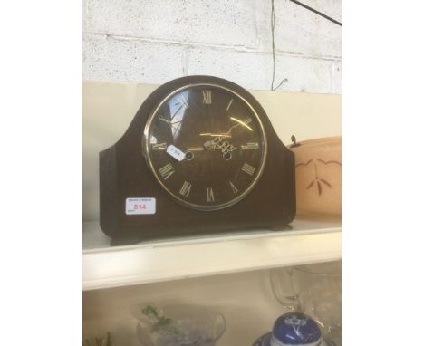 OAK MANTEL CLOCK    J5