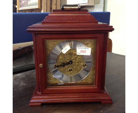 RAPPORT CHIMING MODERN MANTEL CLOCK. H28CM