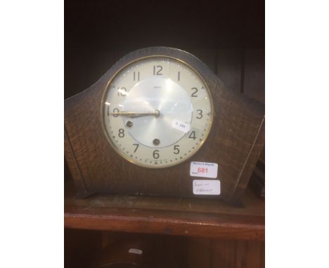 WESTMINSTER CHIME OAK MANTEL CLOCK