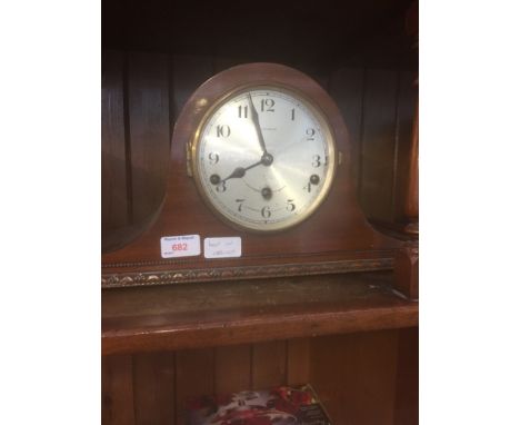 WESTMINSTER CHIME MAHOGANY MANTEL CLOCK