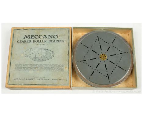 Meccano Part No.167 Geared Roller Bearing in light blue grey, overall Good Plus to Excellent in reproduction box.