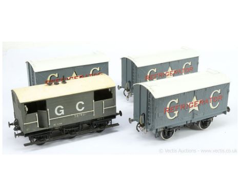 Kit / Scratchbuilt Gauge 1 1/32nd scale group of Great Central Goods Wagons consisting of a 6-wheel Brake Van No.587421 and 3