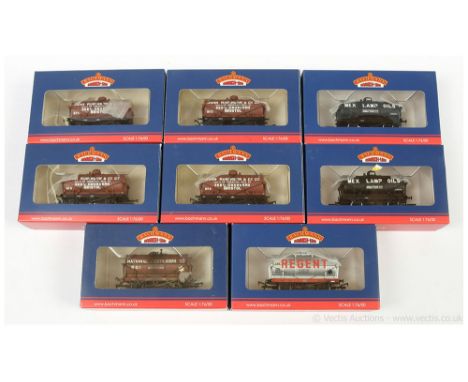 Bachmann OO Gauge 14-ton Tank Wagons (some duplication) comprising 37-2013K1 silver Regent (Exclusive to Bachmann Collectors 