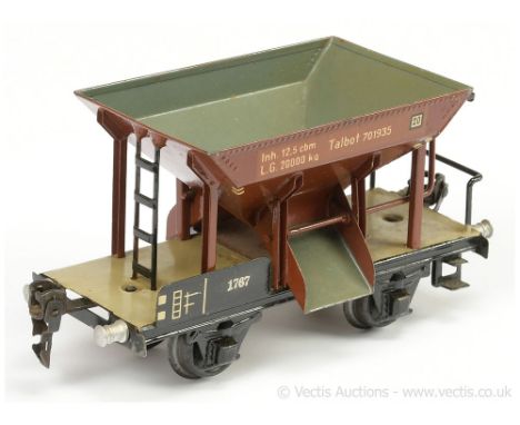 Marklin O Gauge Talbot Hopper Wagon No.701935, scarce example in brown with black chassis Ref No.1767.  Light marking overall