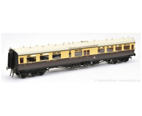 Custom Carriages Gauge 1 1/32nd scale 1st / 3rd Composite Diner / Restaurant Car No.9572.  Excellent internal detail includin