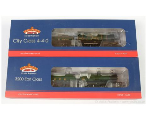 Bachmann OO Gauge pair of GWR Steam Outline Locomotives consisting of Ref 31-726 4-6-0 Loco and Tender Great Western lined gr