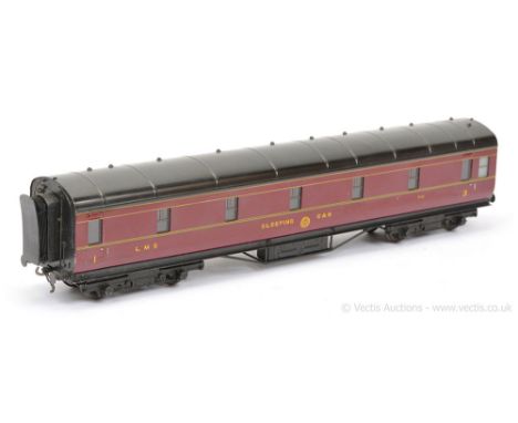 Exley K5 O Gauge LMS 1st / 3rd Sleeping Car No.712.  Would benefit from light clean, sides generally Good Plus to Excellent, 