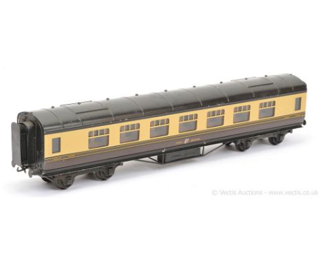 Exley K6 GWR All 3rd Side Corridor Coach No.8030.  Coach fitted with Bassett-Lowke Bogies, light general marking, sides Good 