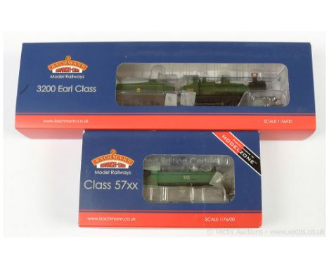 Bachmann OO Gauge pair of Steam Outline Locomotives consisting of Ref 31-089 4-4-0 Loco and Tender GWR green Earl Class No.32