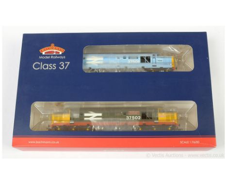 Bachmann OO Gauge 32-381T (Special Edition) Co-Co Class 37 Diesel Locos comprising British Steel large logo blue No.37501 "Te