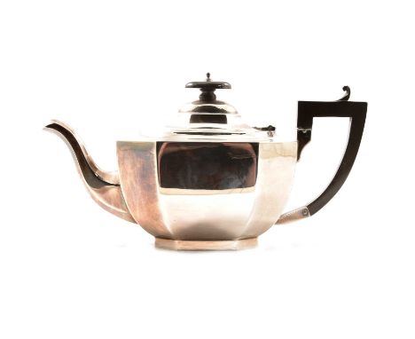 Silver teapot, Charles S Green &amp; Co, Birmingham 1936, octagonal form with ebonised handle and finial, 14cm, 19ozt gross.