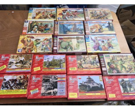 Collection of boxed 1:72 scale unpainted figures including Bum, Orian etc