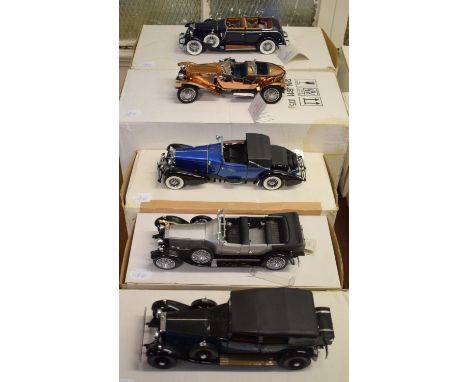 A Franklin Mint Precision Models 1:24 scale 1921 Rolls Royce Silver Ghost, and four others, all boxed (5)Report by GHAll with