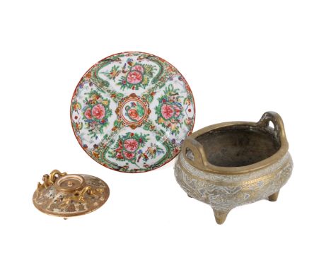 Three Chinese and Japanese pieces. Including an early 20th century Chinese Canton famille rose plate, diameter 21.5cm, a bron
